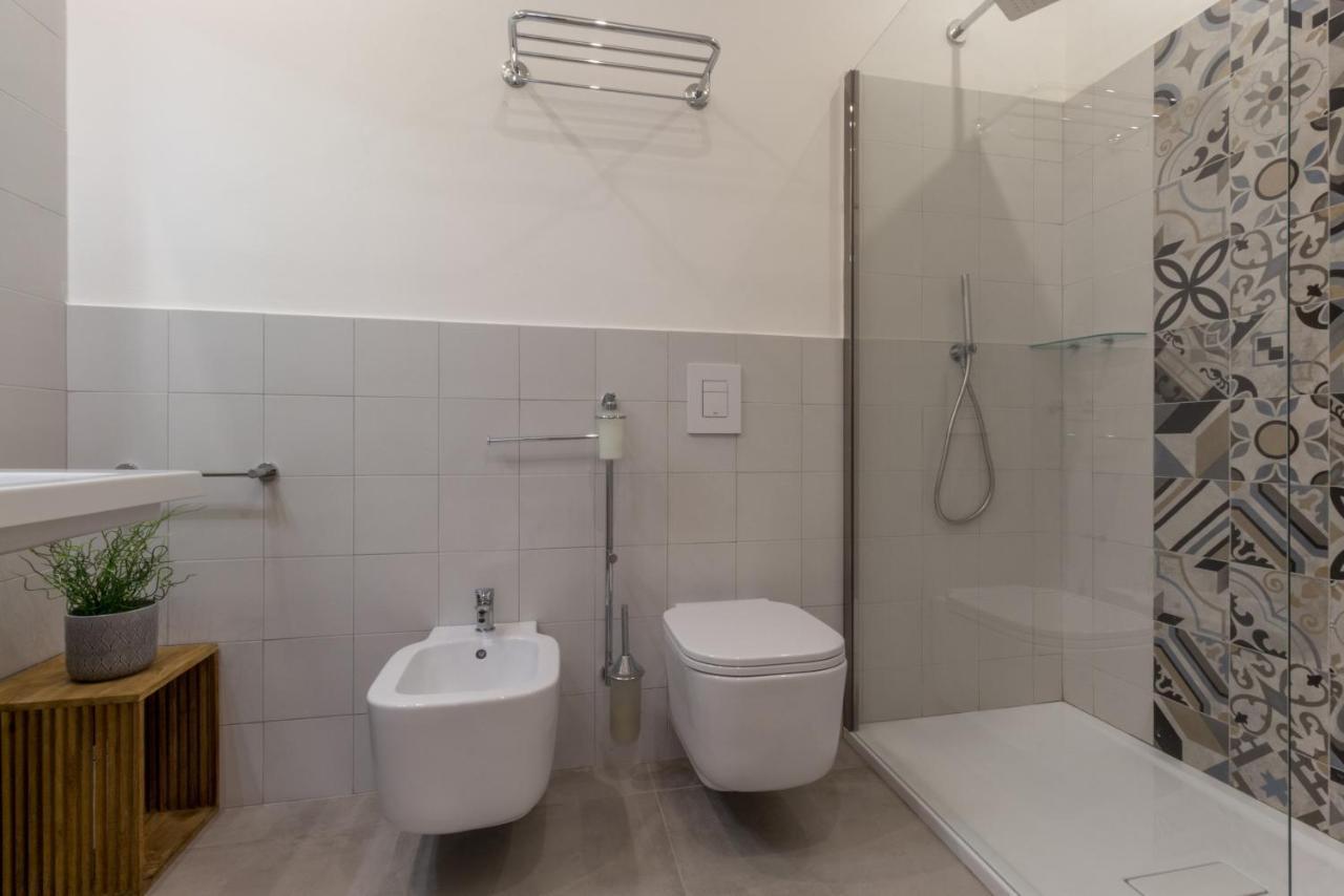 Guesthouse Libeticus كالياري المظهر الخارجي الصورة