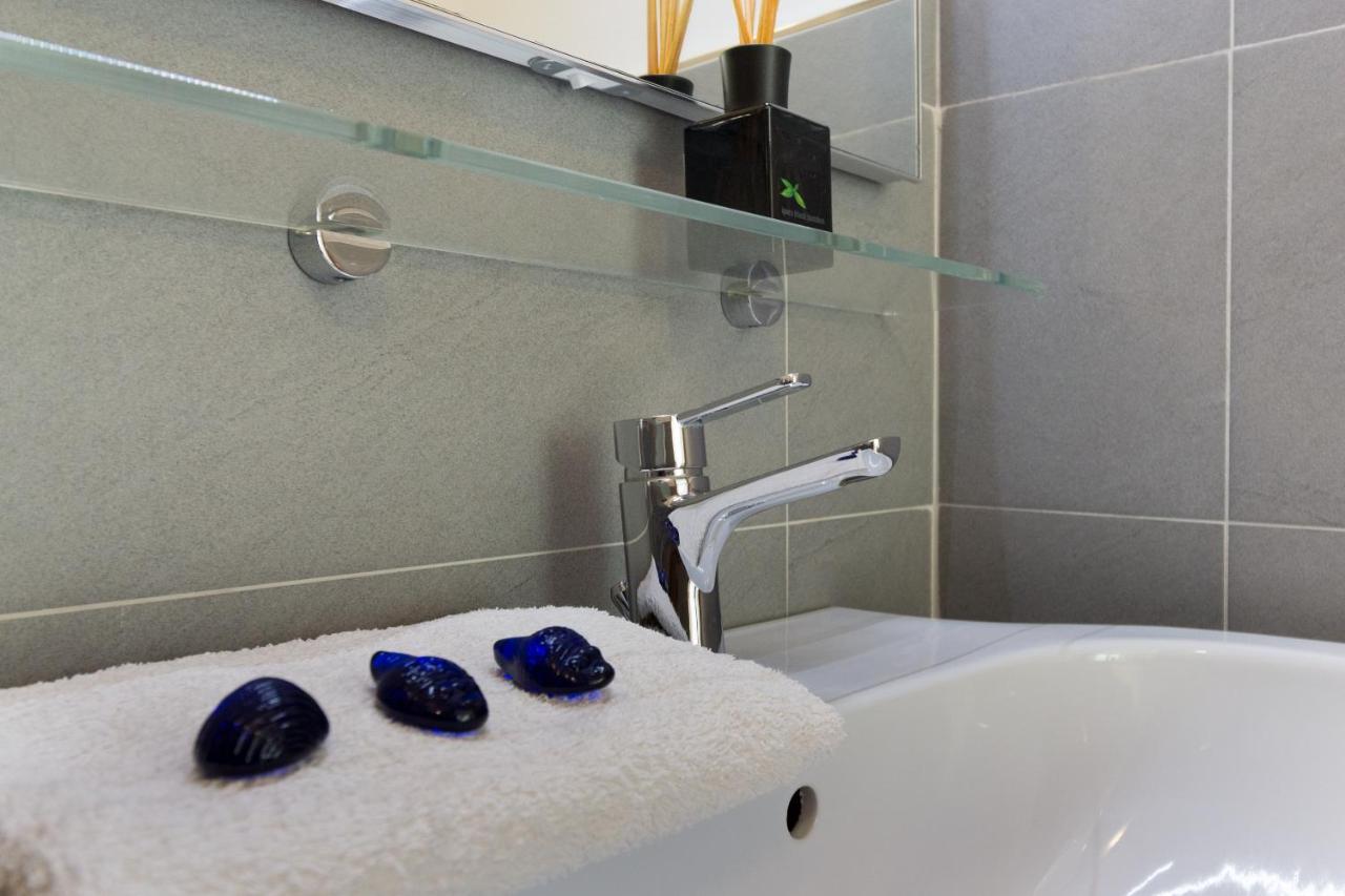 Guesthouse Libeticus كالياري المظهر الخارجي الصورة
